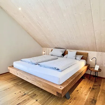 Kinast - Hft202 By Interhome *