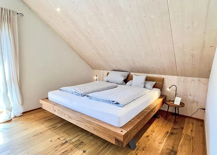 Kinast - Hft202 By Interhome *